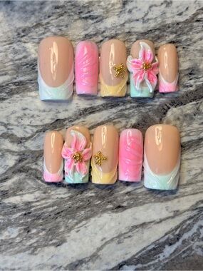 Summer beach nails